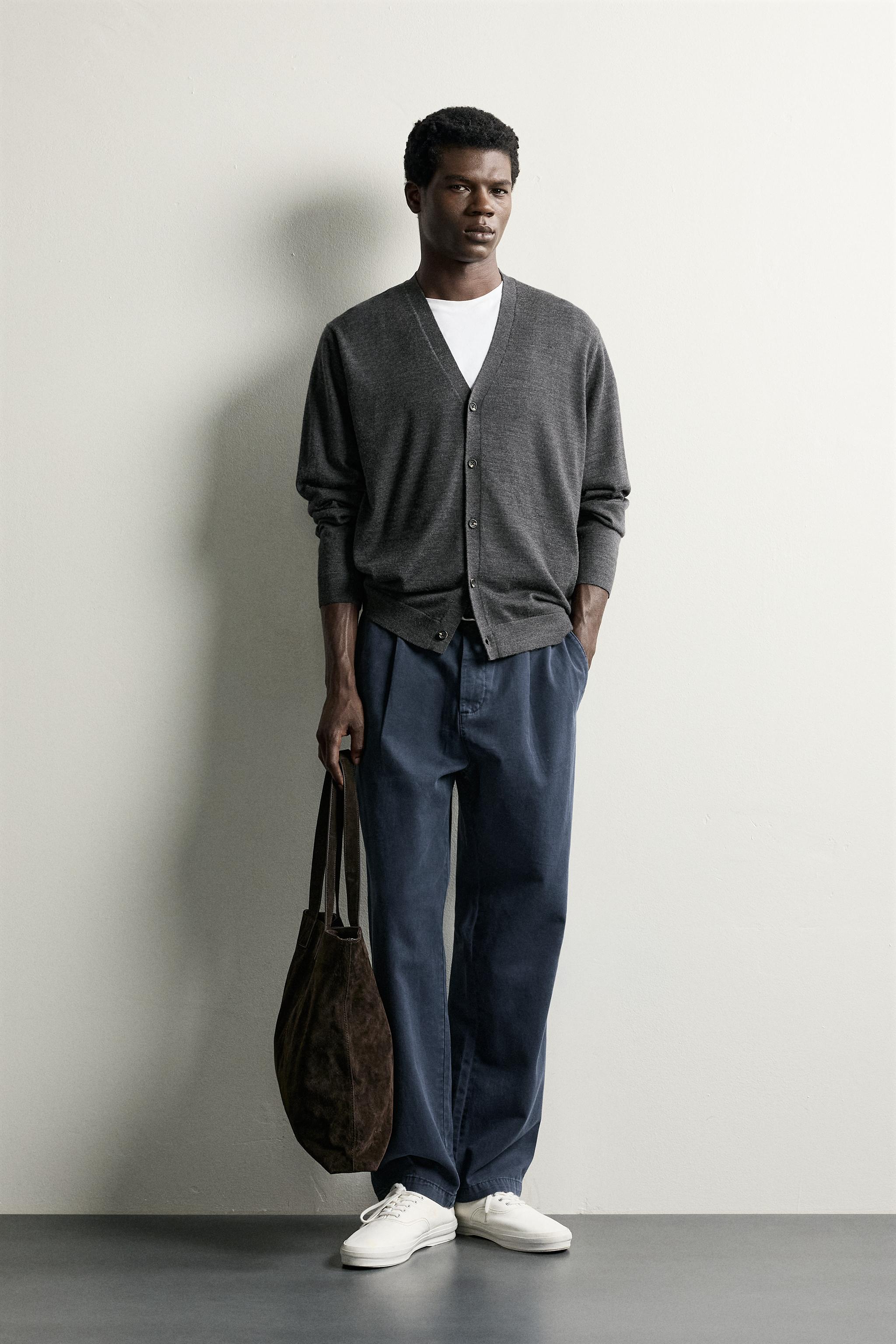 100% WOOL REGULAR FIT CARDIGAN